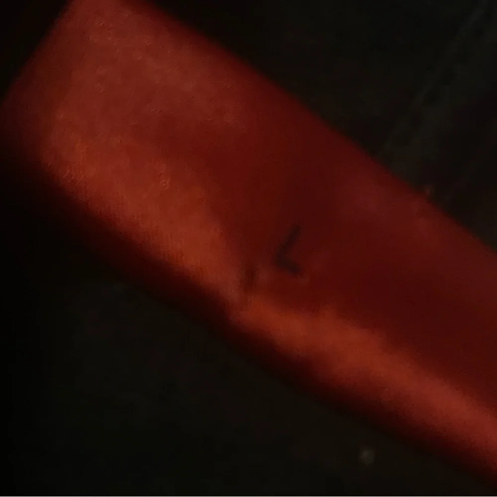 Used - Picture 4 of 4